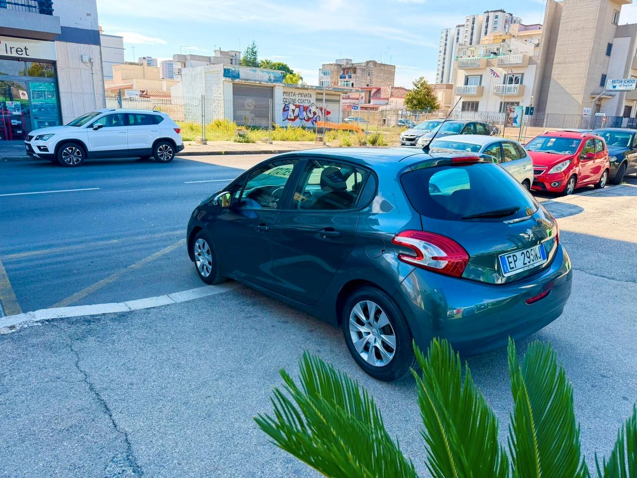 Peugeot 208 1.4 HDi 68 CV 5 porte Allure