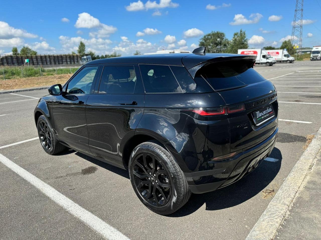 RANGE ROVER EVOQUE TOTAL BLACK 2020