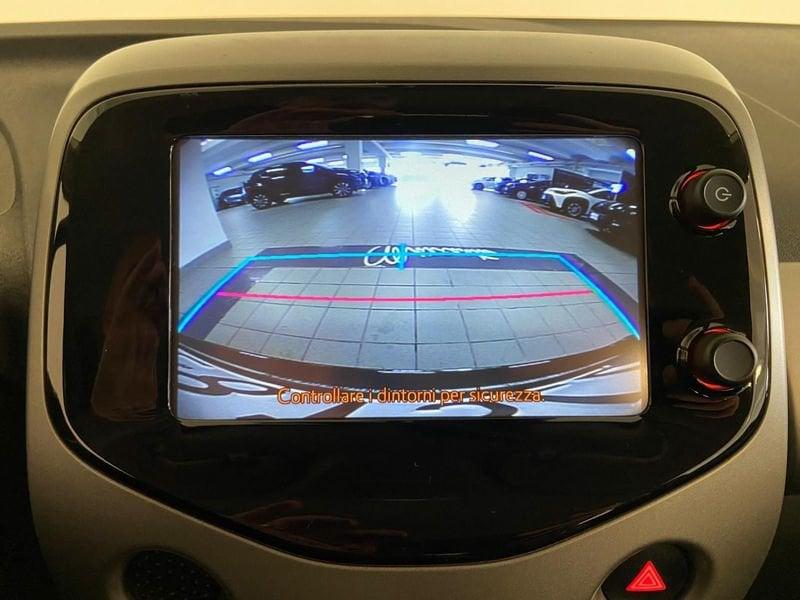 Toyota Aygo 1.0 VVT-i x-play TSS