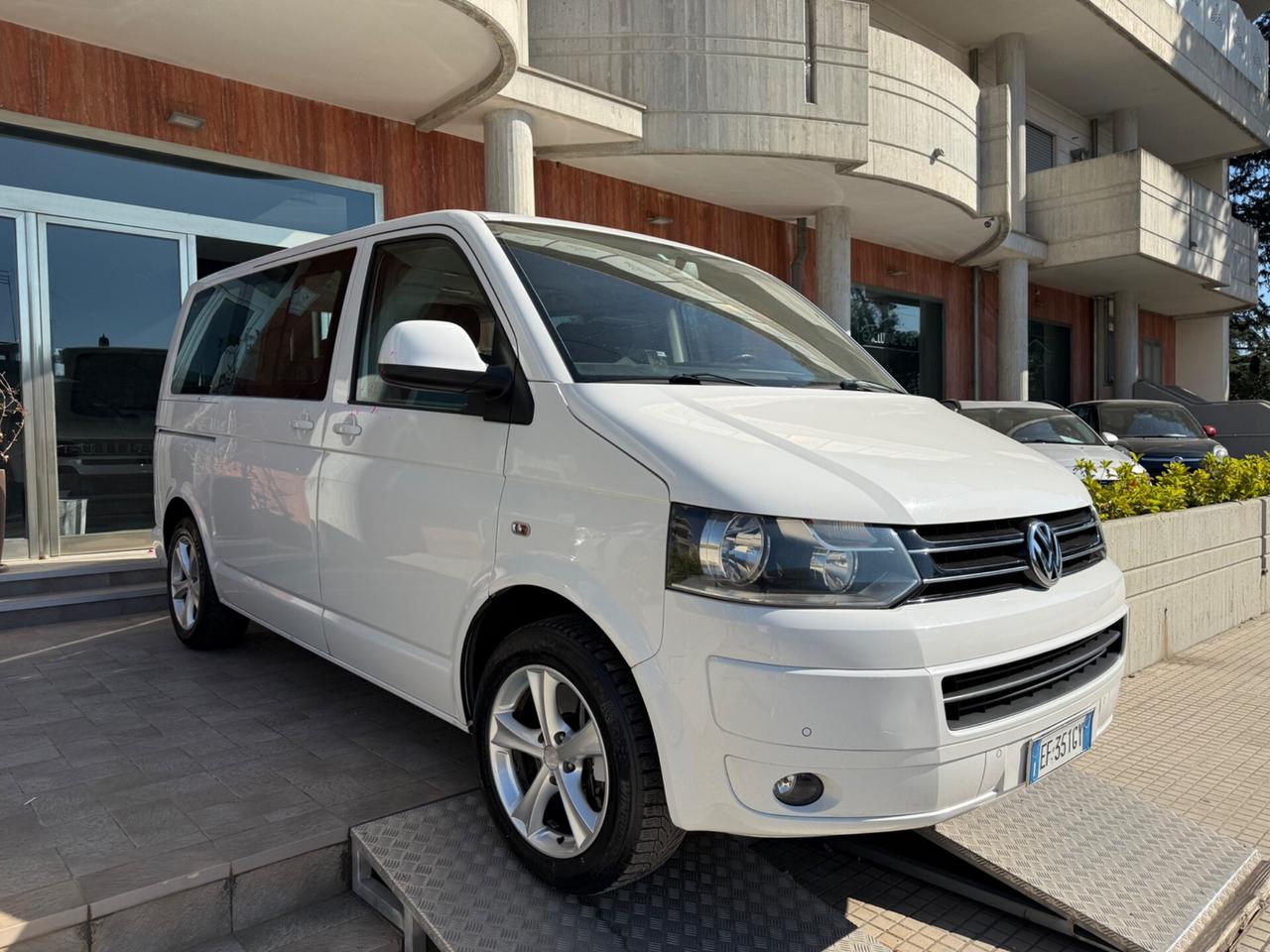 Volkswagen Multivan 2.0 TDI 180CV Highline 7 POSTI