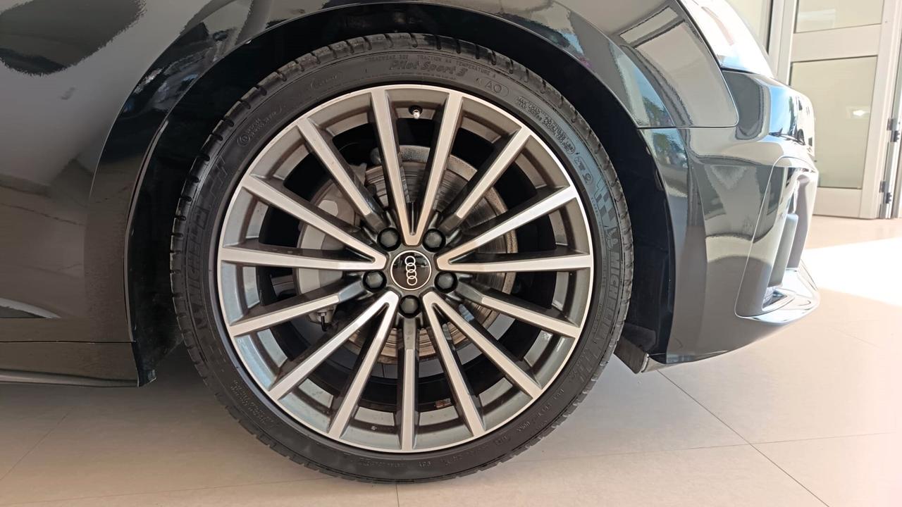 Audi A5 SPB 40 TDI quattro S tronic line edition