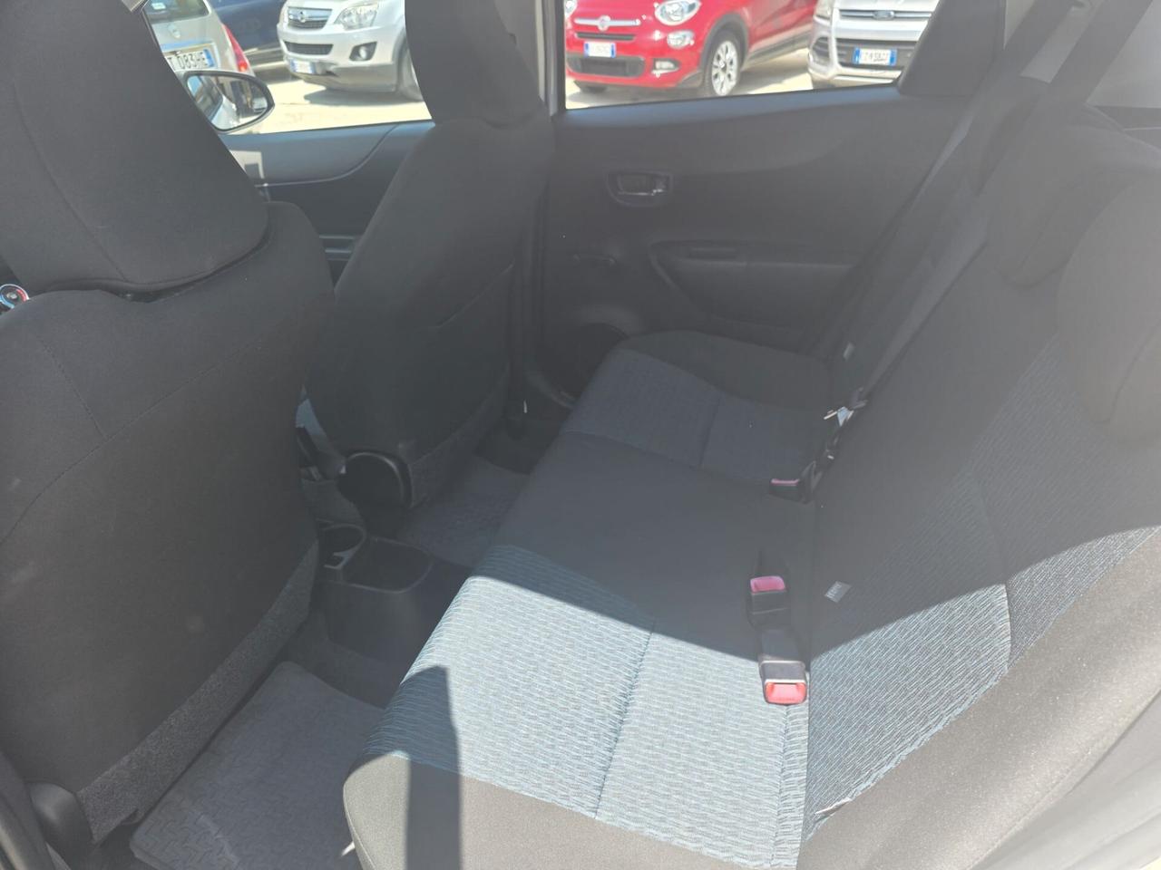 Toyota Yaris 1.0 5 porte Lounge