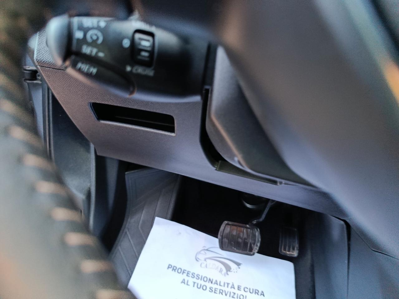 Peugeot 3008 BlueHDi 130 S&S Business