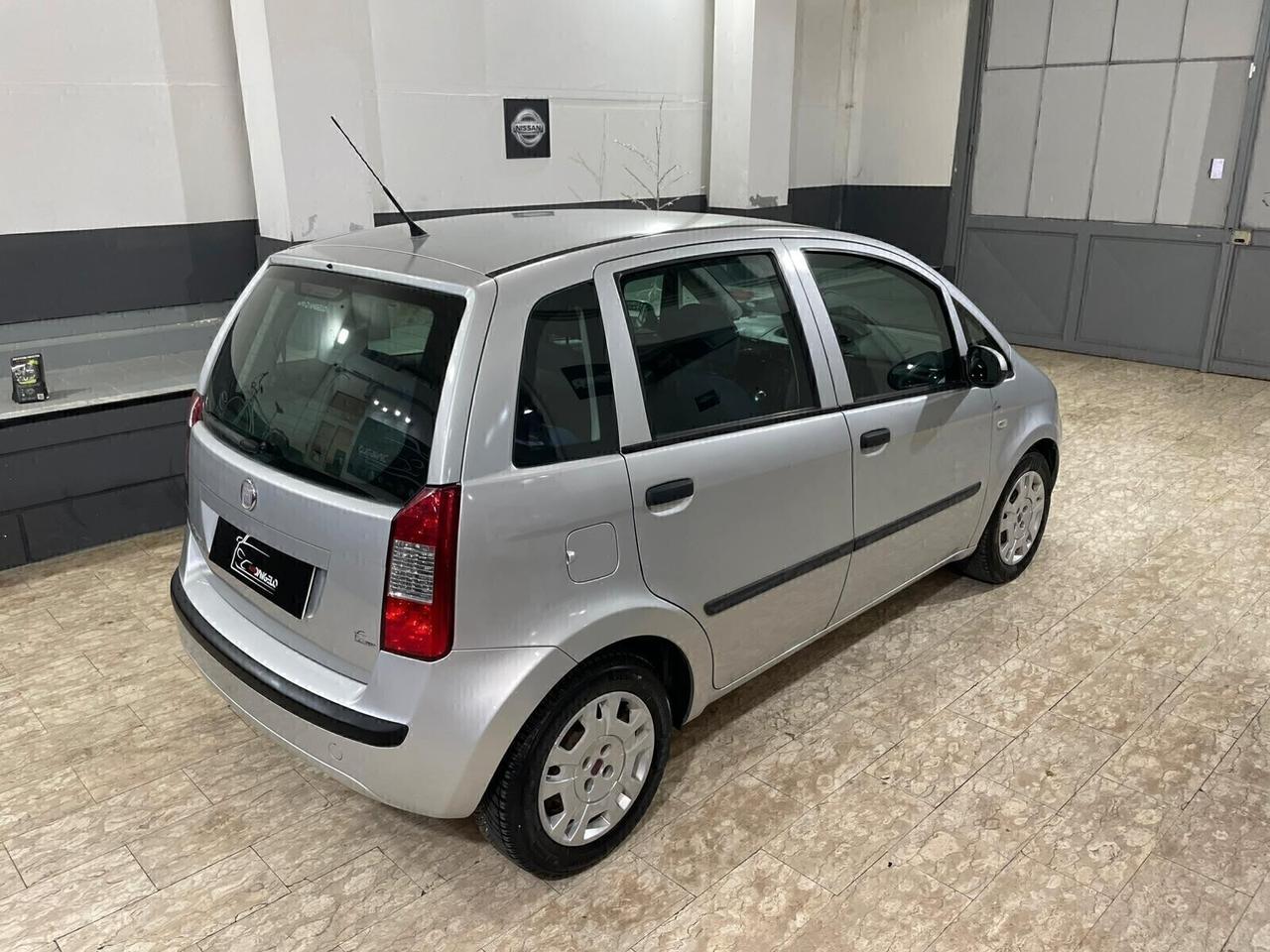 Fiat Idea 1.4 16V S&S Emotion