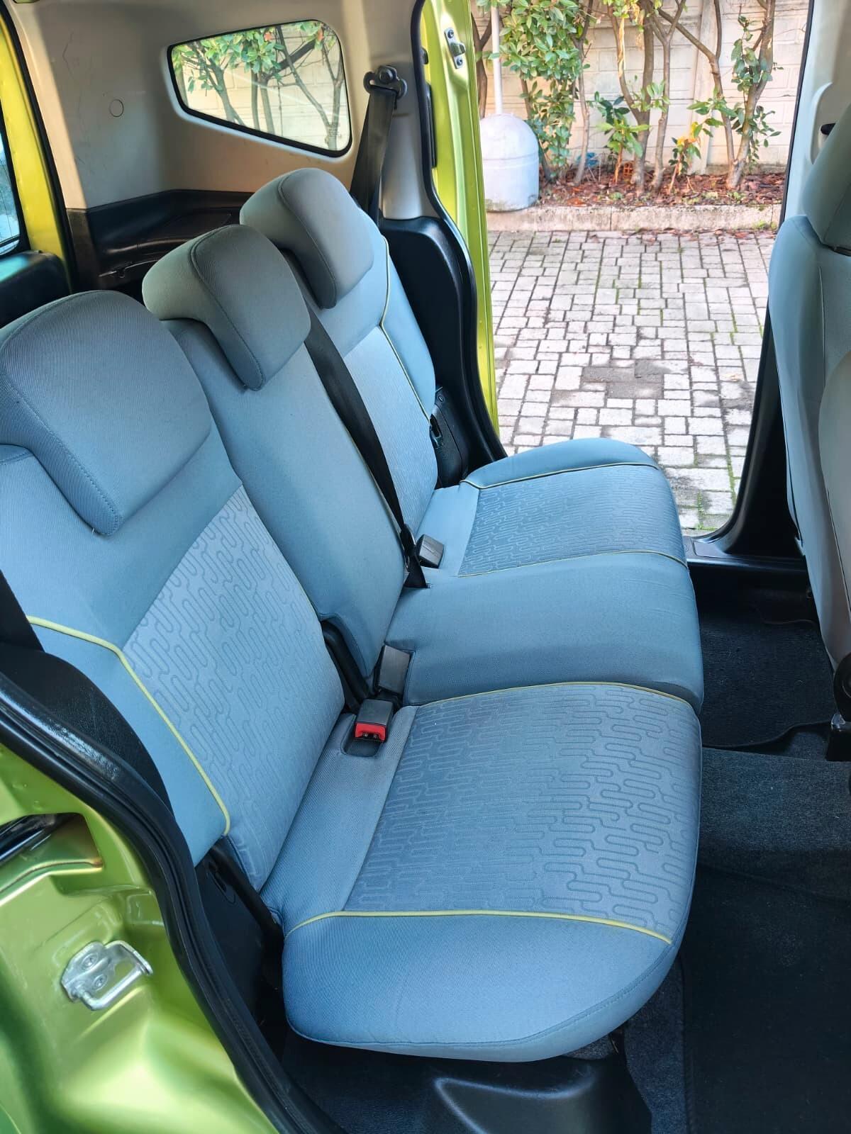 Peugeot Bipper AUTTOVETTURA TRASPORTO PERSONE