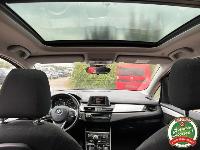 BMW 218 i Active Tourer Advantage Tetto