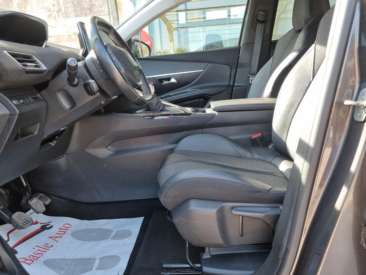 Peugeot 3008 II 2021 1.5 bluehdi Allure s&s 130cv