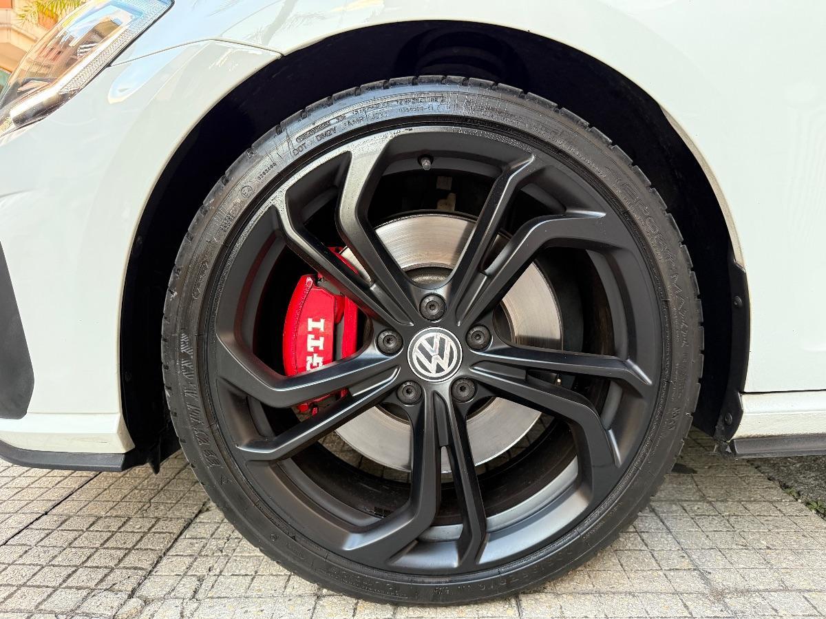 Volkswagen Golf 7.5 GTI 2.0 TSI 245 CV