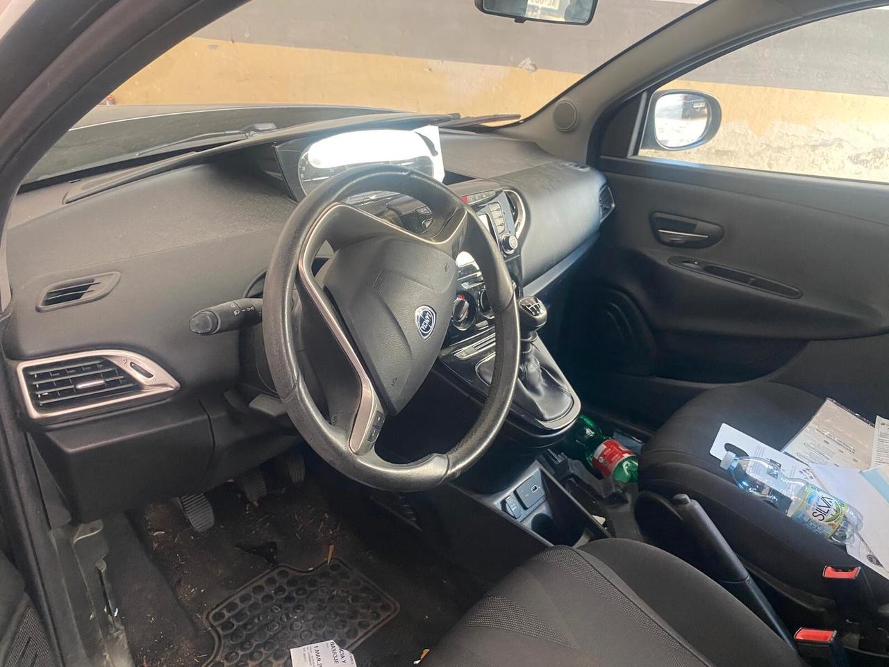 Lancia Ypsilon 1.0cc hybrid(PRIVATO)-2020