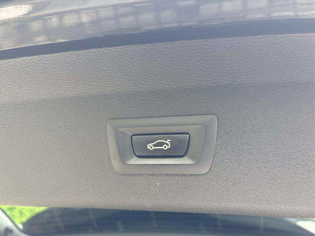 BMW X1 18 d Advantage xDrive