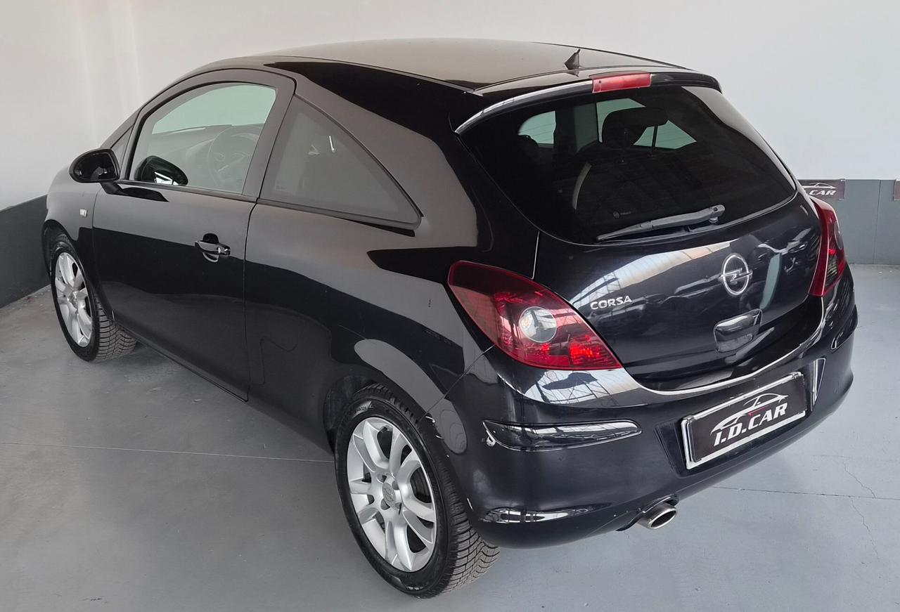 Opel Corsa 1.4 16V 3 porte Sport (OK NEOPATENTATI)