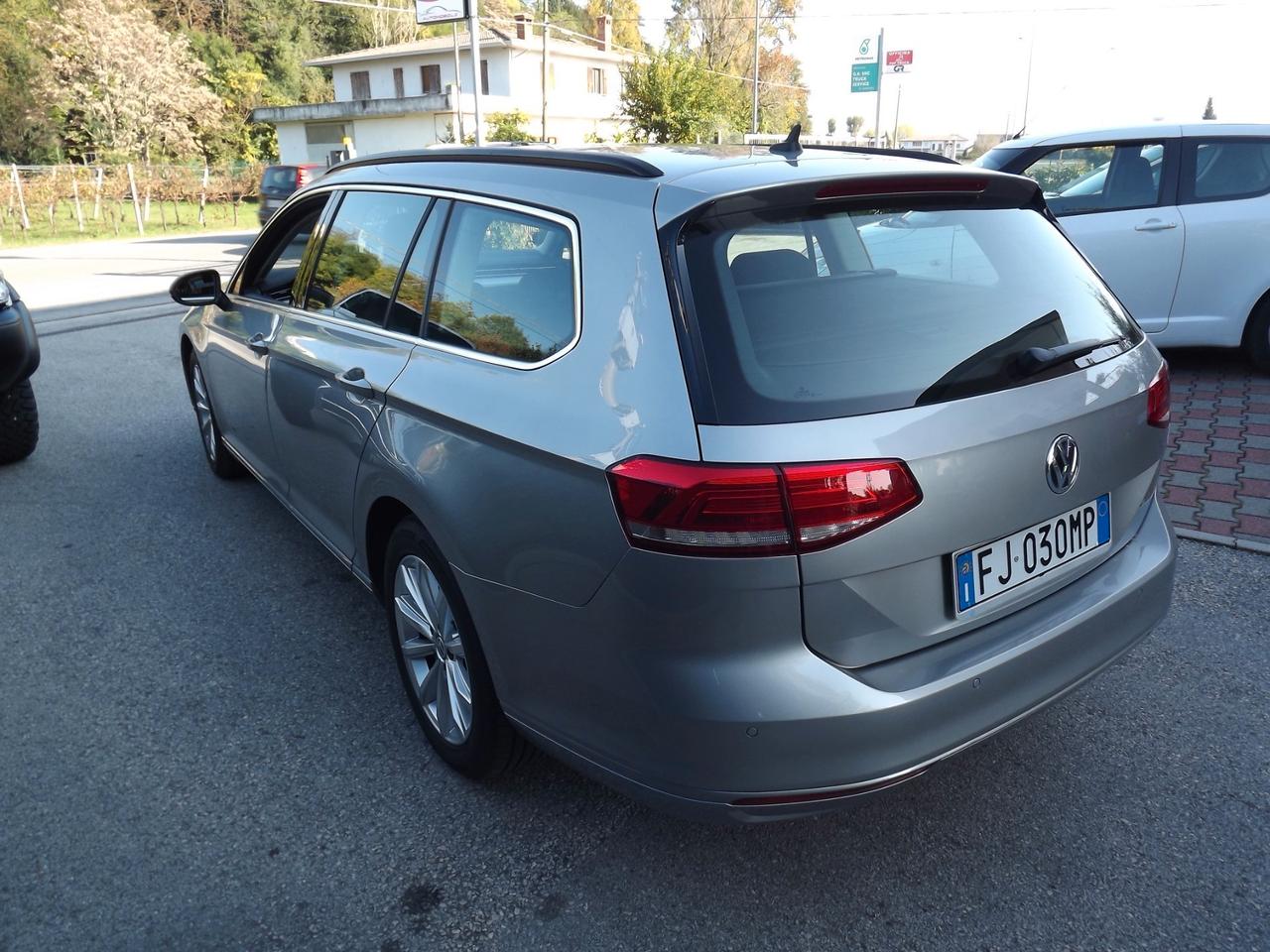 Volkswagen Passat Variant 2.0 TDI DSG Business BlueMotion Tech