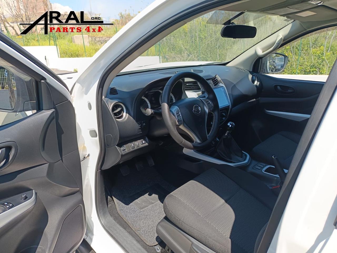 Nissan Navara 2.3 dCi 4WD Double Cab N-Connecta