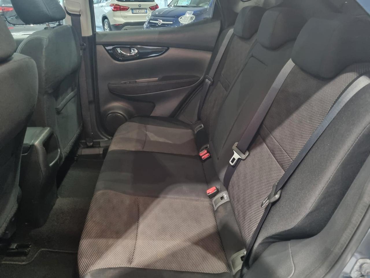 Nissan Qashqai 1.6 dCi 2WD Acenta Premium