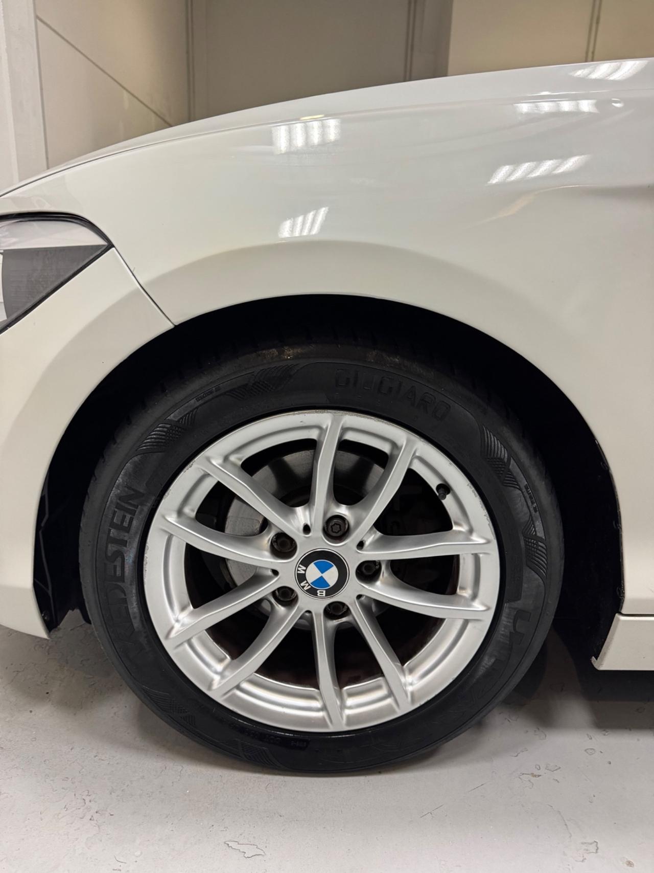 Bmw 116 116d 5p. Efficient Dynamics Urban