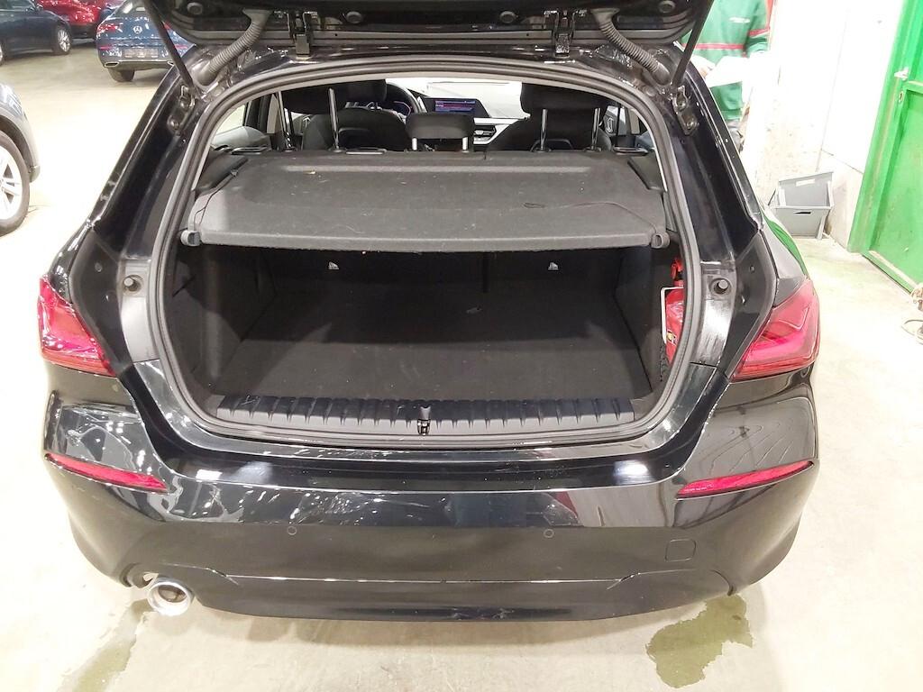 BMW 116D 115CV 6M. BUSINESS ADVANTAGE ( FARI LED - BMW DIGITAL COCKPIT - CLIMA BIZONA - PDC - NAVI - MIRROR - CRUISE )