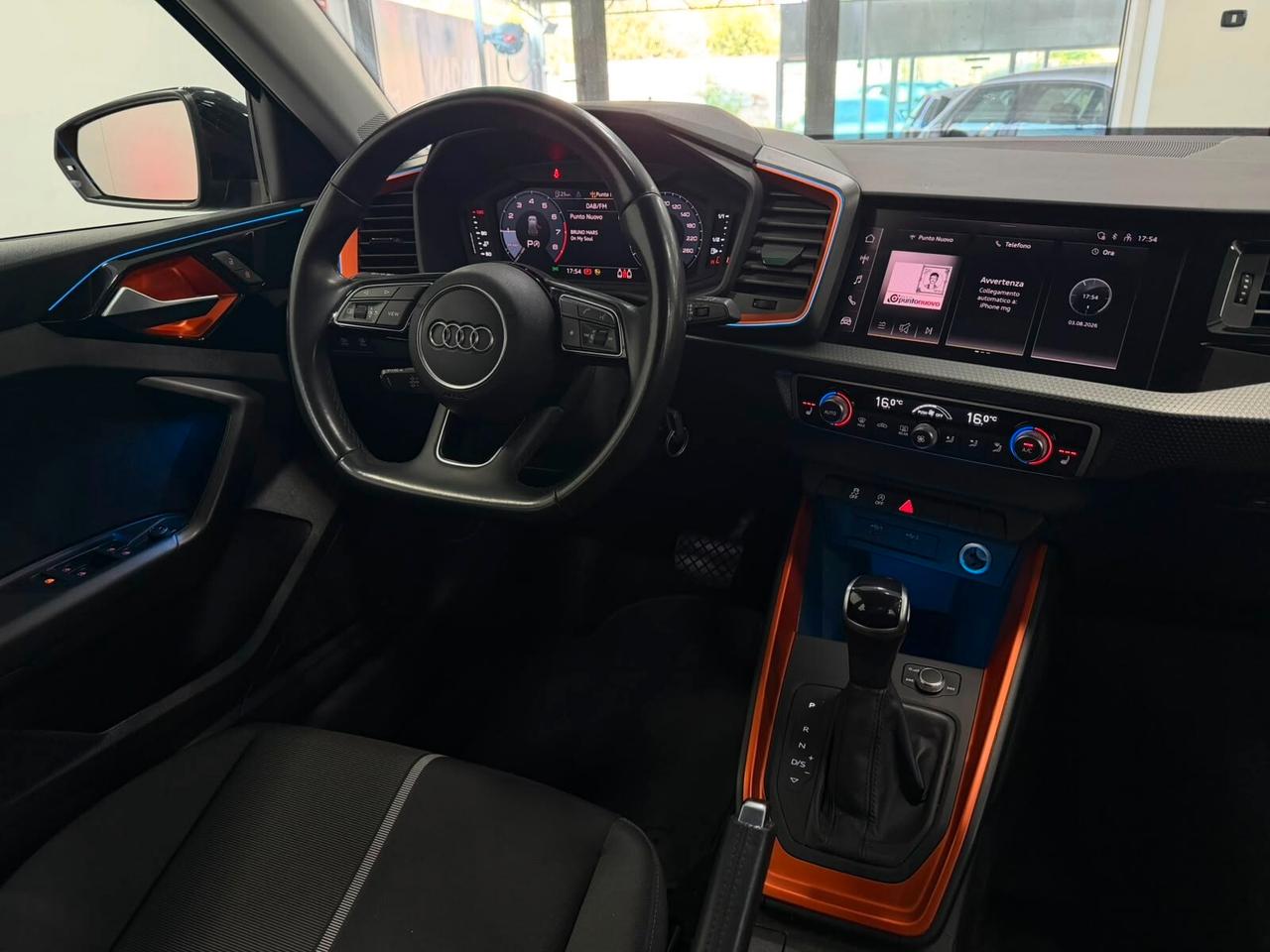 Audi A1 allstreet 30 TFSI S tronic Identity Contrast