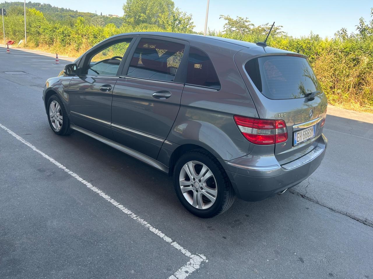 Mercedes-benz B 180 CDI PREMIUM 2011