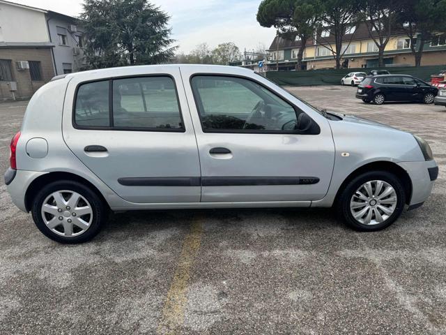 RENAULT Clio 1.2 neopatentati senza nessun lavoro da fare