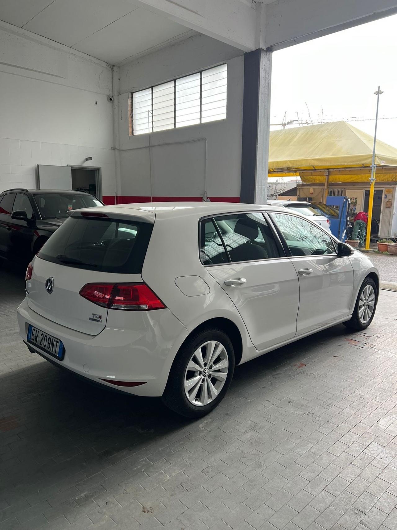 Volkswagen Golf 1.6 TDI DSG 5p. Highline BlueMotion Technology