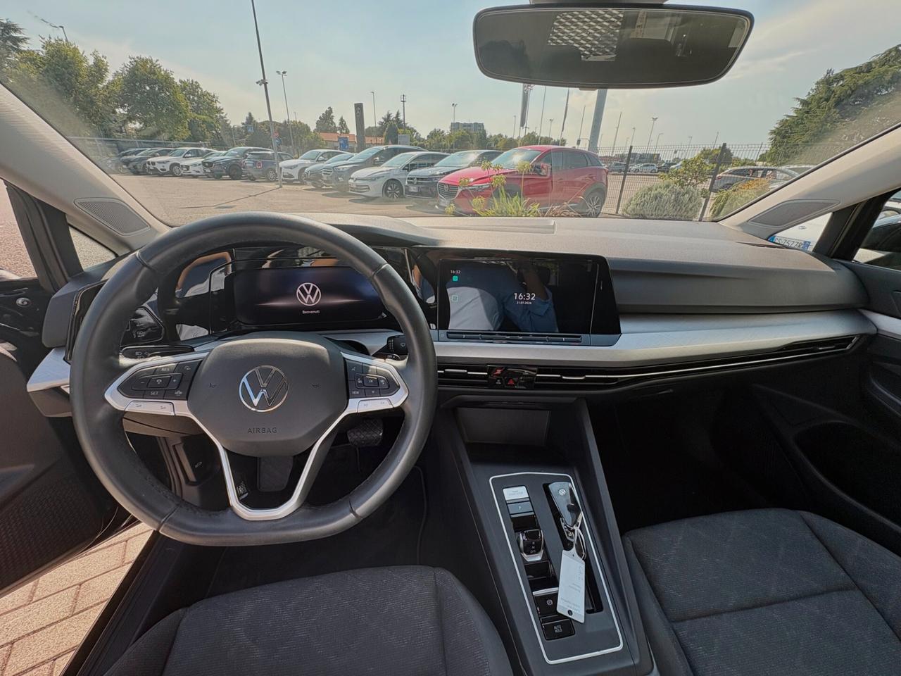 Volkswagen Golf 1.0 eTSI EVO DSG Life
