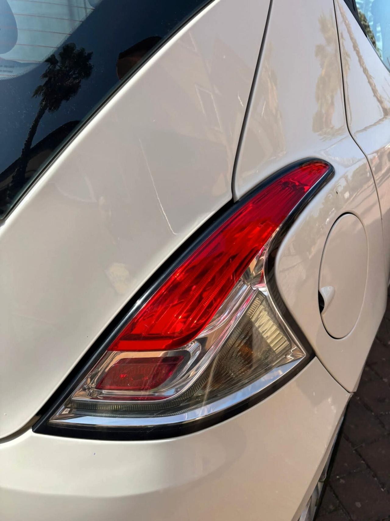 Lancia Ypsilon 1.3 MJT 16V 95 CV 5 porte S&S Platinum//