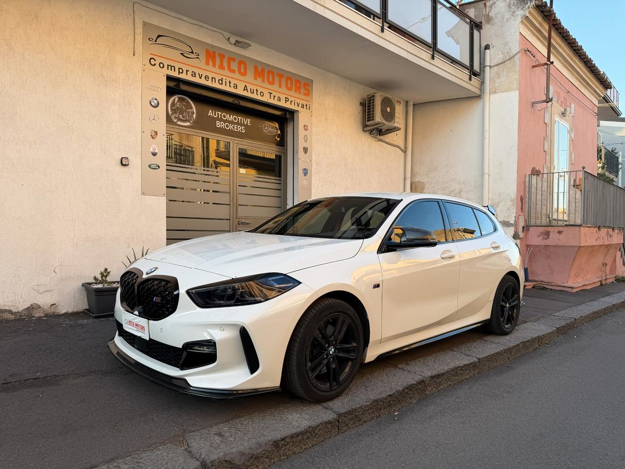 Bmw 116 116d 5p. Msport