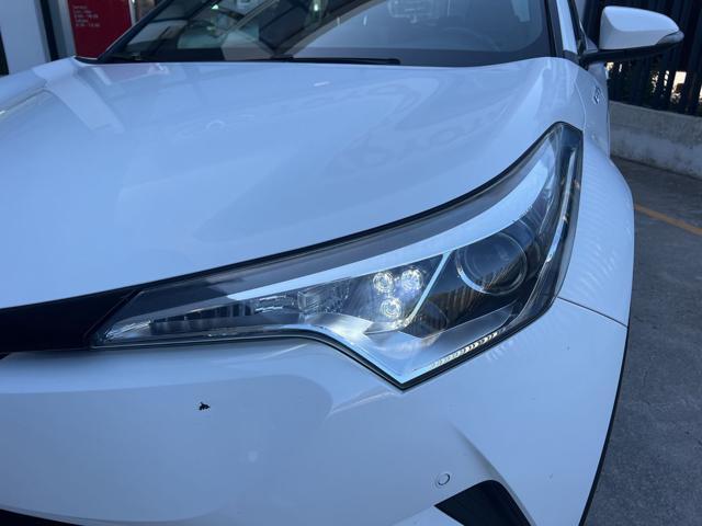 TOYOTA C-HR 1.8 Hybrid E-CVT Active