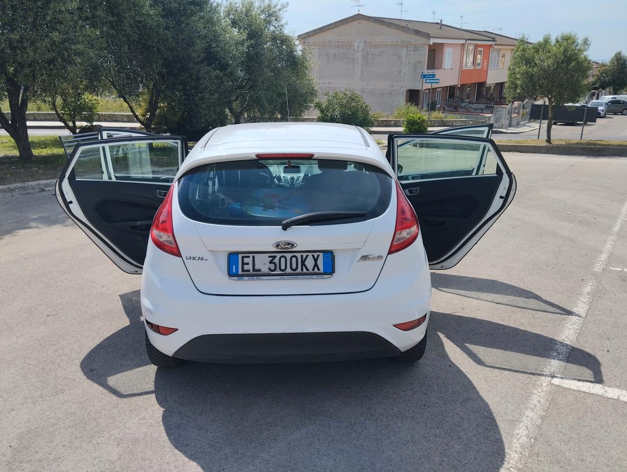 Ford Fiesta 1.4 5 porte Bz.- GPL Titanium