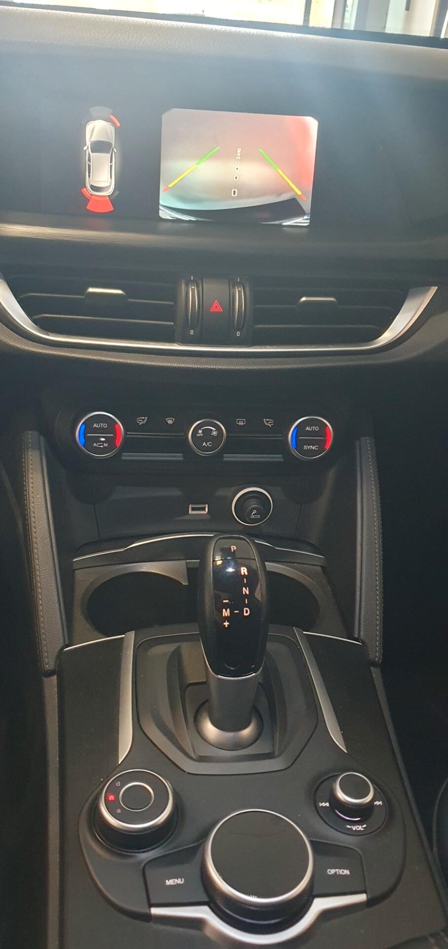 Alfa Romeo Stelvio 2.2 Turbodiesel 210 CV AT8 Q4 B-Tech