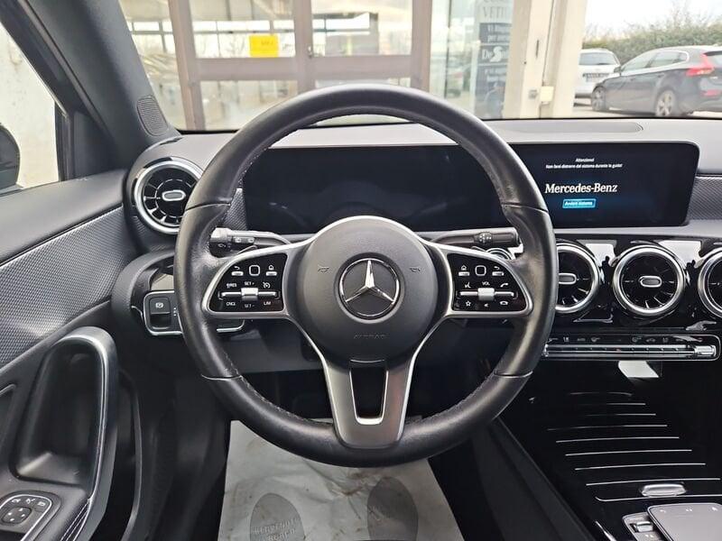 Mercedes-Benz Classe A A 180 d Automatic Sport Night Edition
