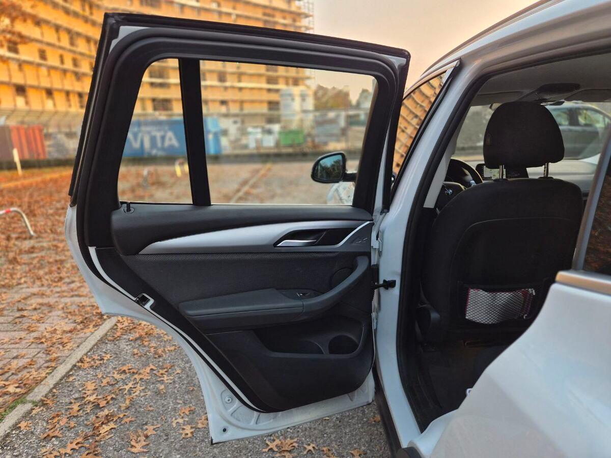 BMW X3 Xdrive20d mhev 48V Luxury auto