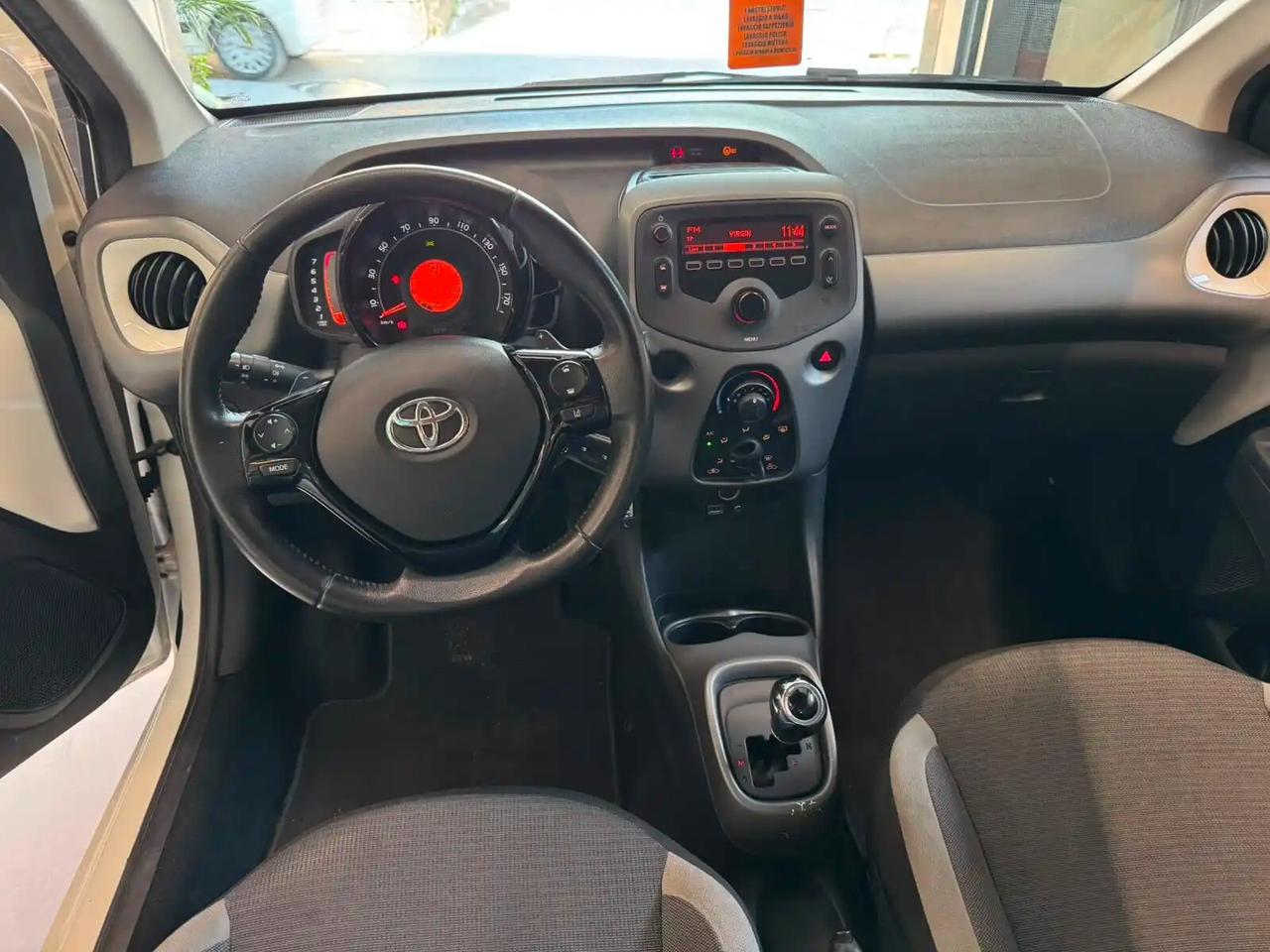 Toyota Aygo Connect 1.0 VVT-i 72 CV 5 porte x-clusiv MMT