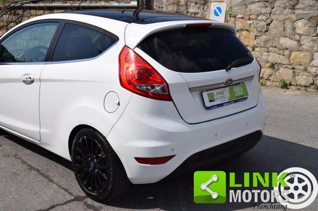 FORD Fiesta 1.4 TDCi 70CV 3 porte Titanium