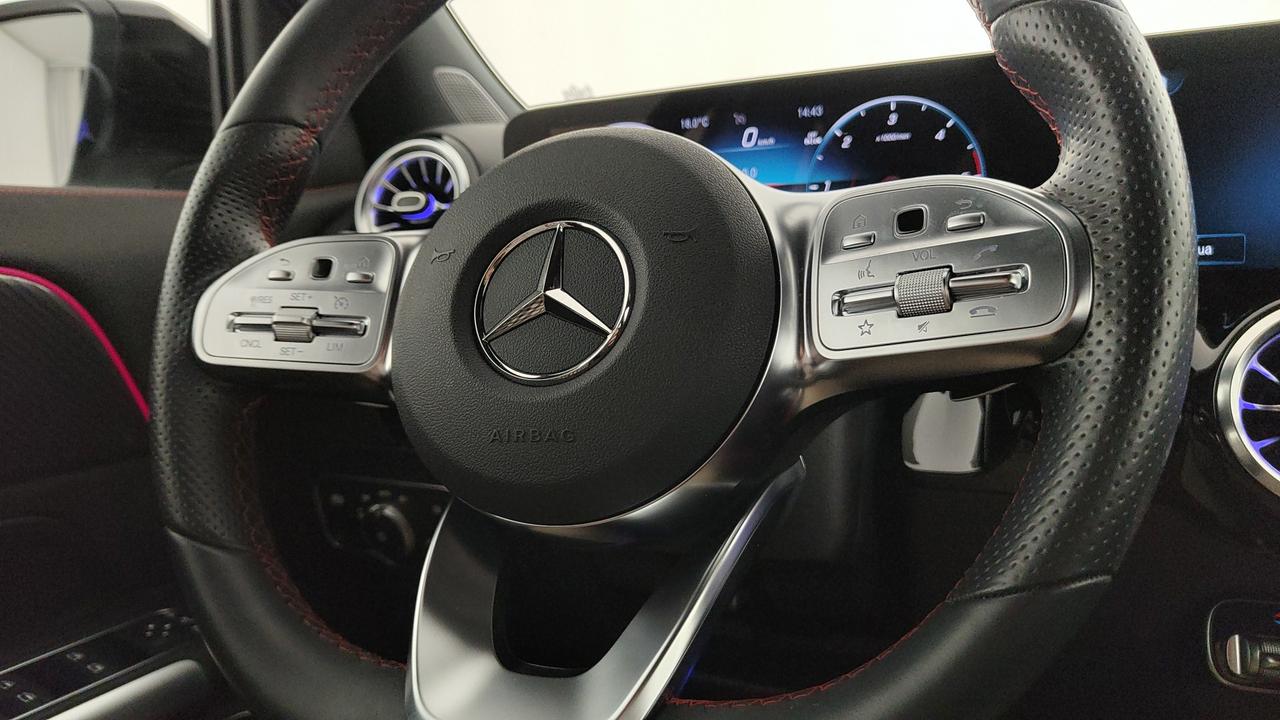 Mercedes-Benz GLA 200 d Premium auto