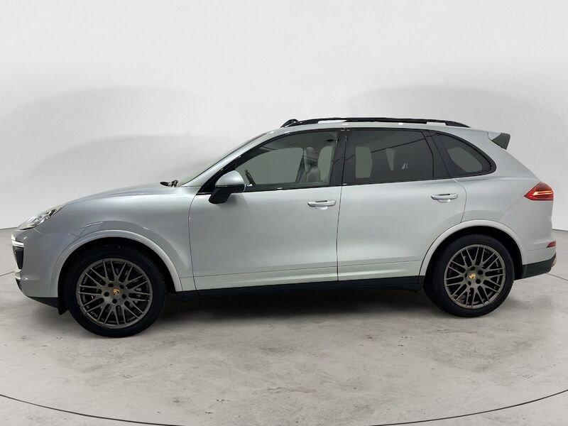 Porsche Cayenne Diesel Platinum Edition 262 CV