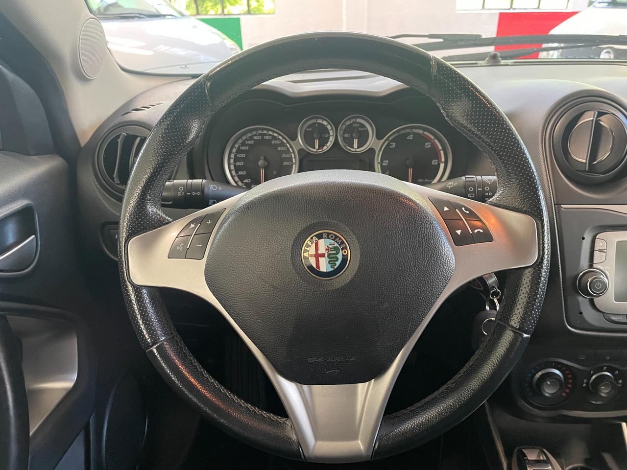 Alfa Romeo MiTo 1.3 JTDm 85 CV NEOPATENTATI