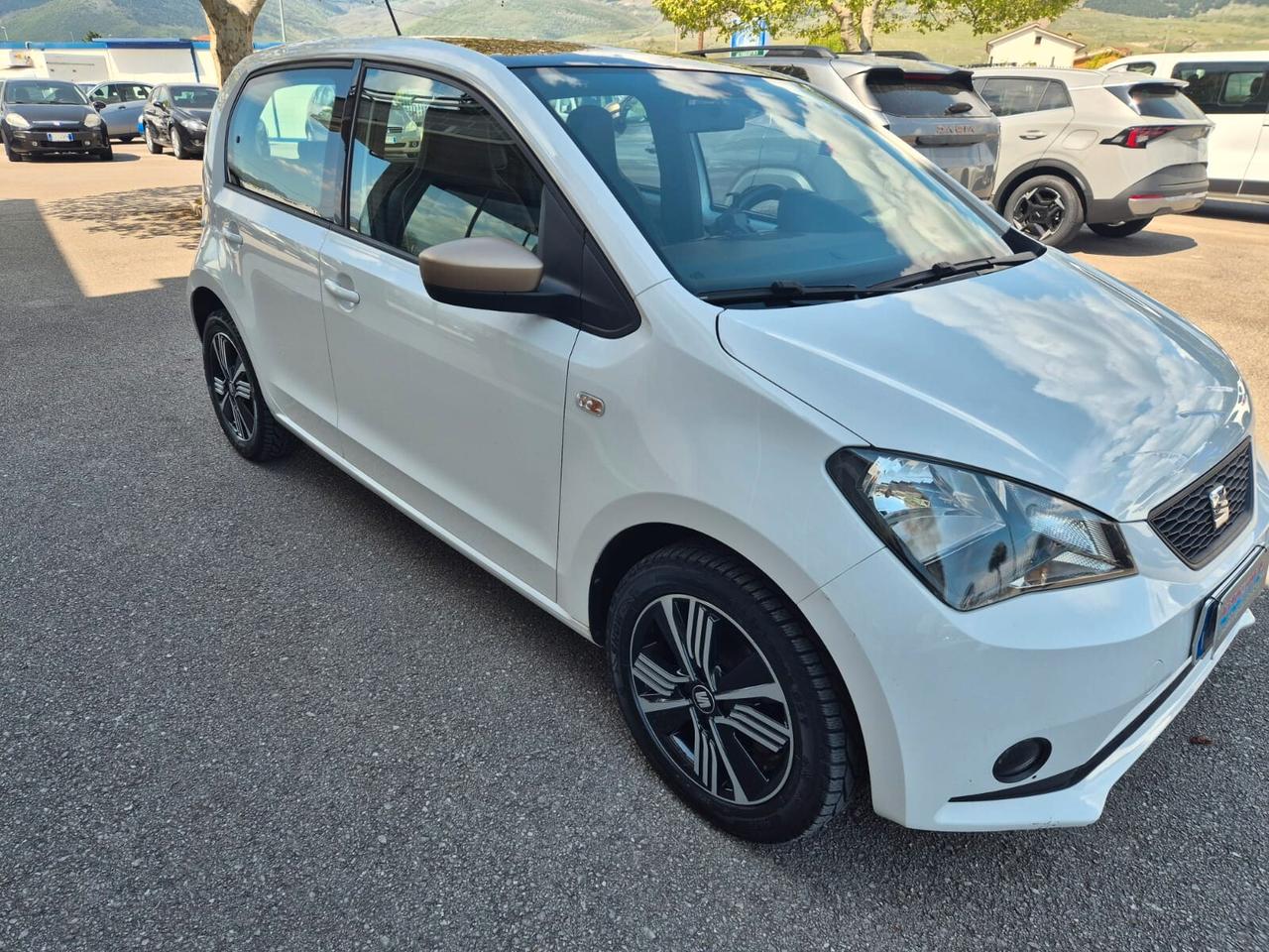 Seat Mii 1.0 68 CV 5 porte Metropolitan Ecofuel