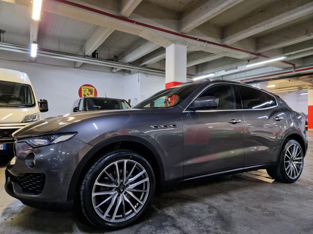 MASERATI Levante 3000 V6 CV.250 TETTO+21'+ UNIPROPR