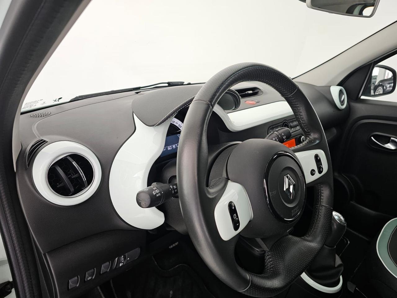 RENAULT TWINGO PARISIENNE CABRIO