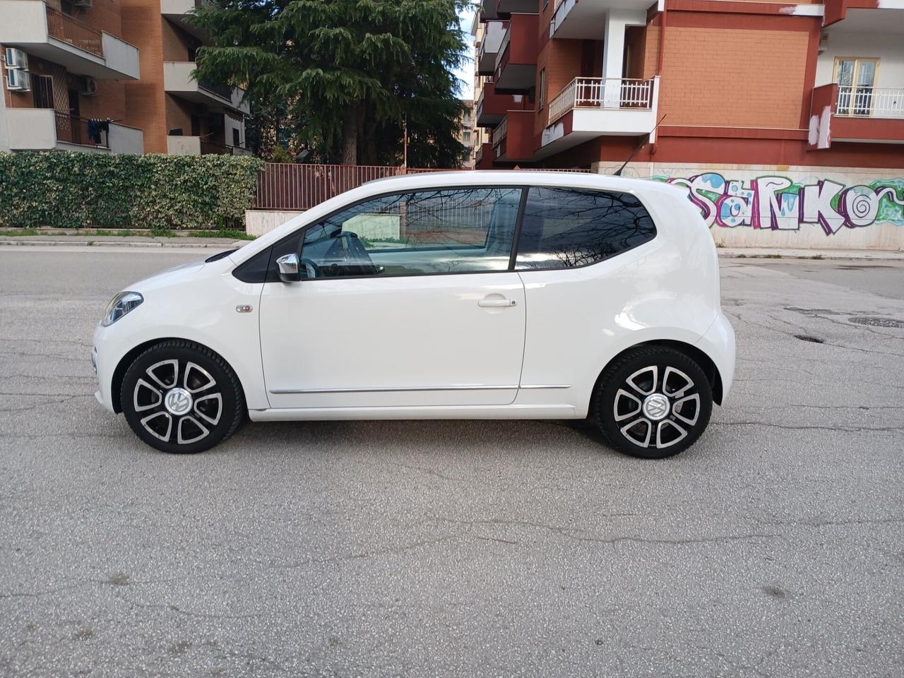 Volkswagen up! 1.0 75 CV 3p. high ASG