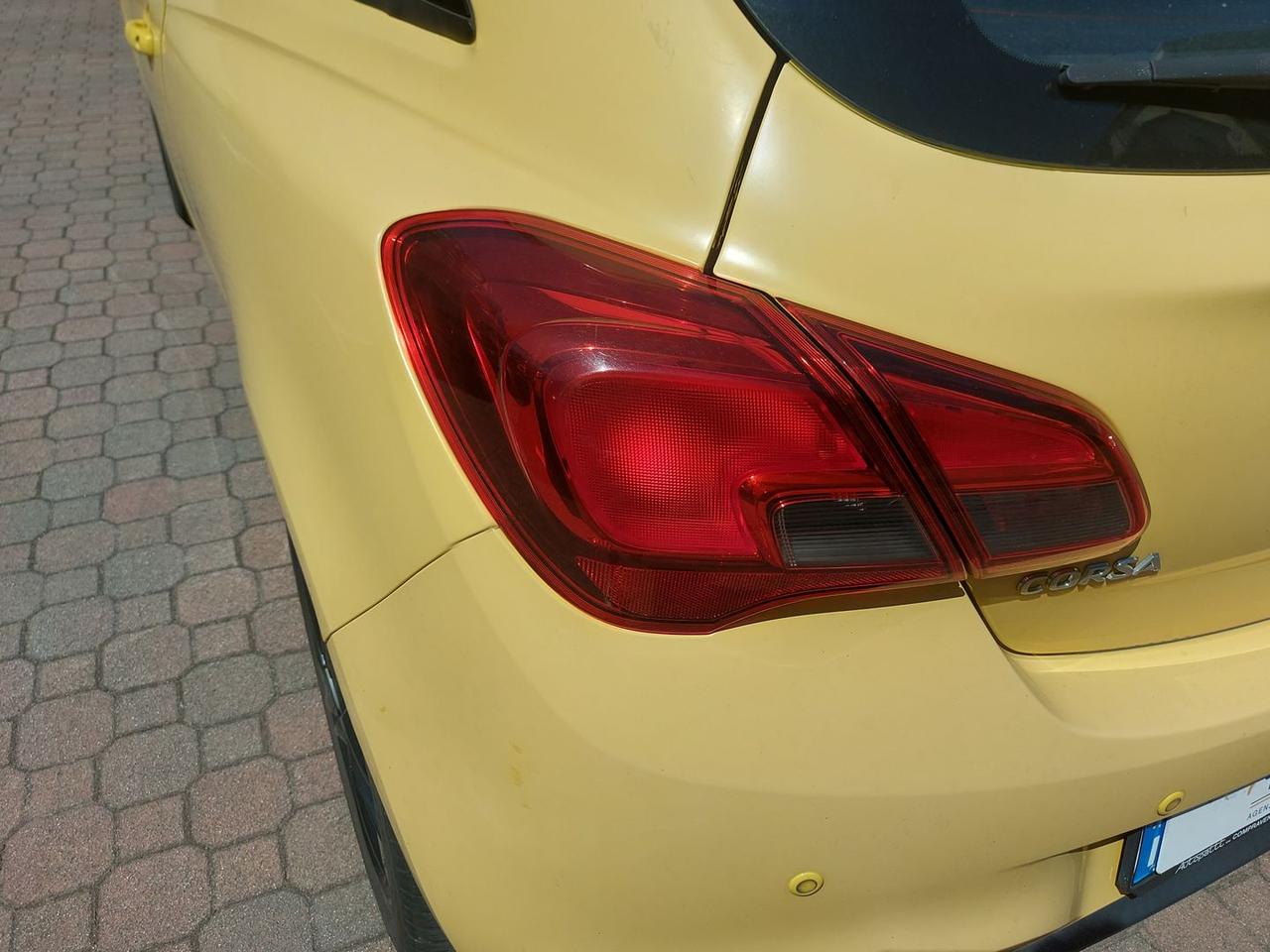Opel Corsa B-Color 1.2 #6028