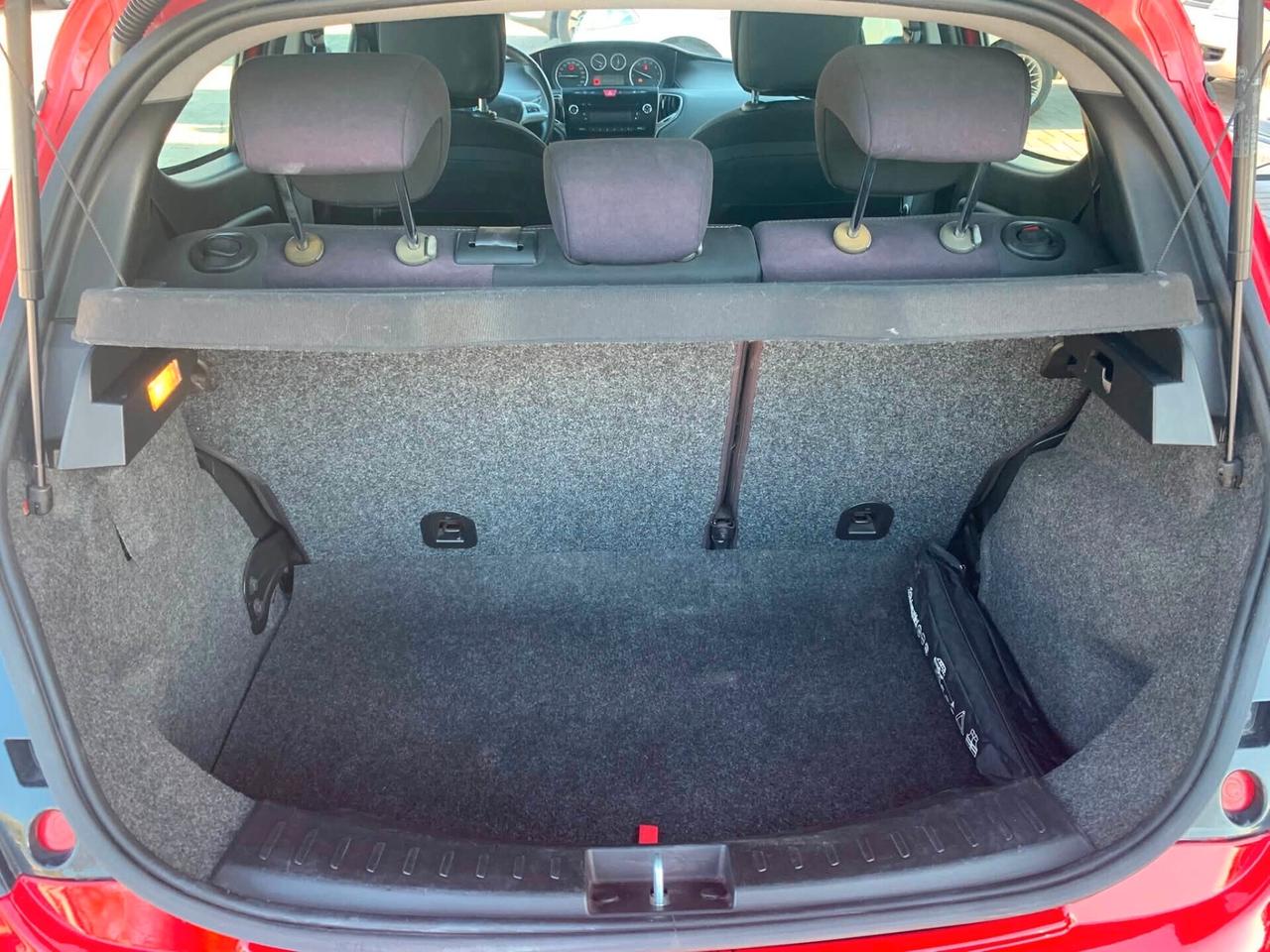 Lancia Ypsilon 1.2 69 CV Platinum 2015 TETTO APRIBILE