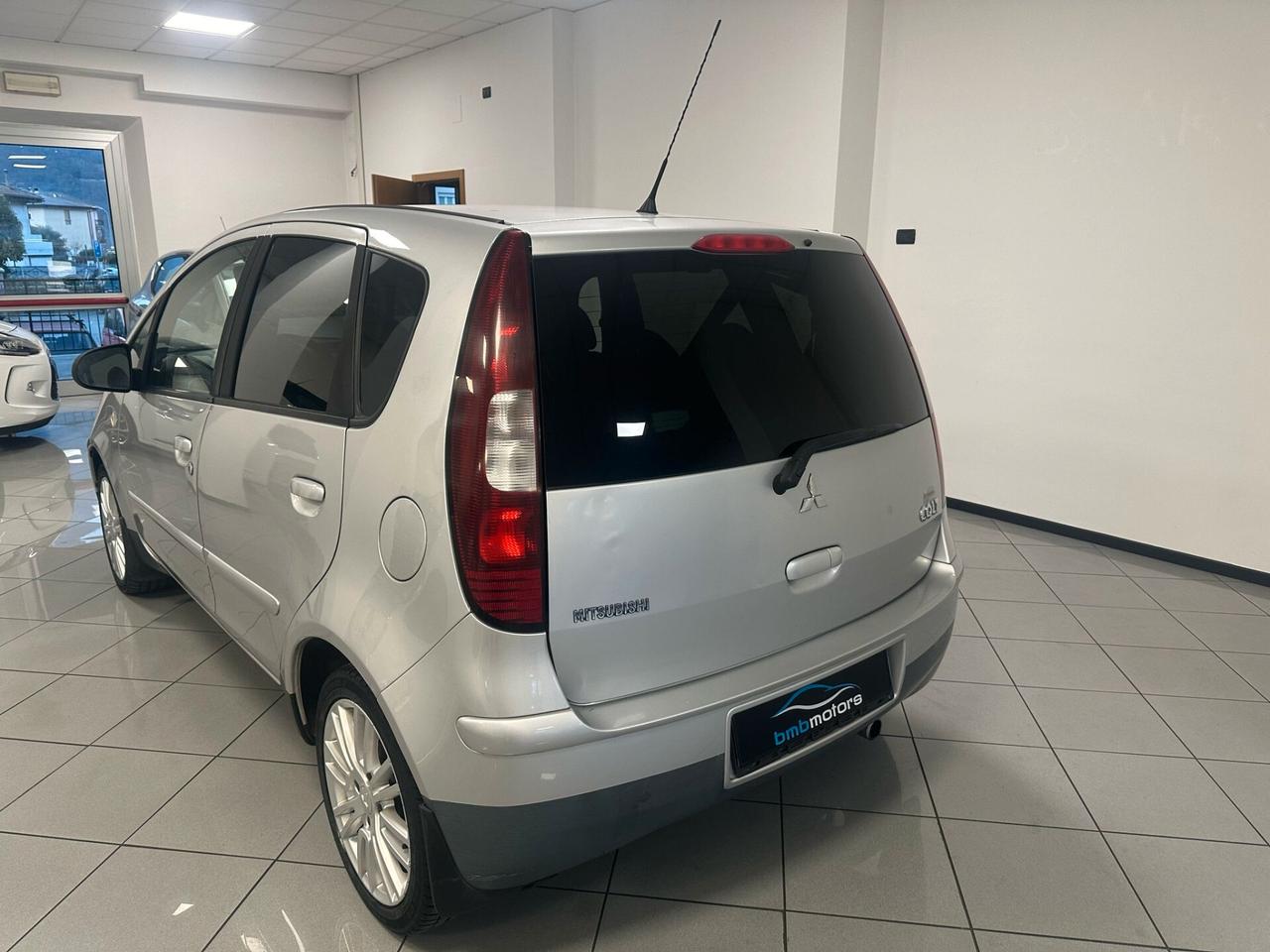 Mitsubishi Colt 1.3 16V 5p. Insport