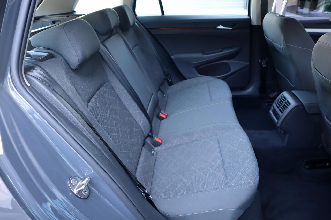 Volkswagen Golf Variant 2.0 TDI LIFE DSG LED