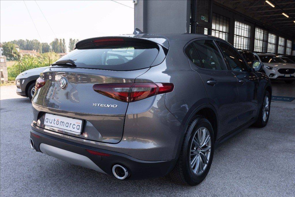 ALFA ROMEO Stelvio 2.2 t Business rwd 190cv auto my19 del 2018