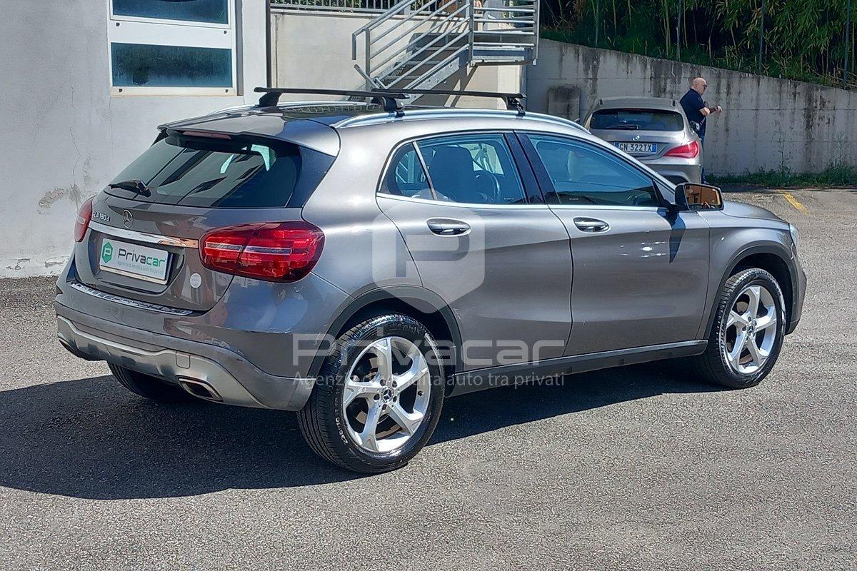 MERCEDES GLA 180 d Sport