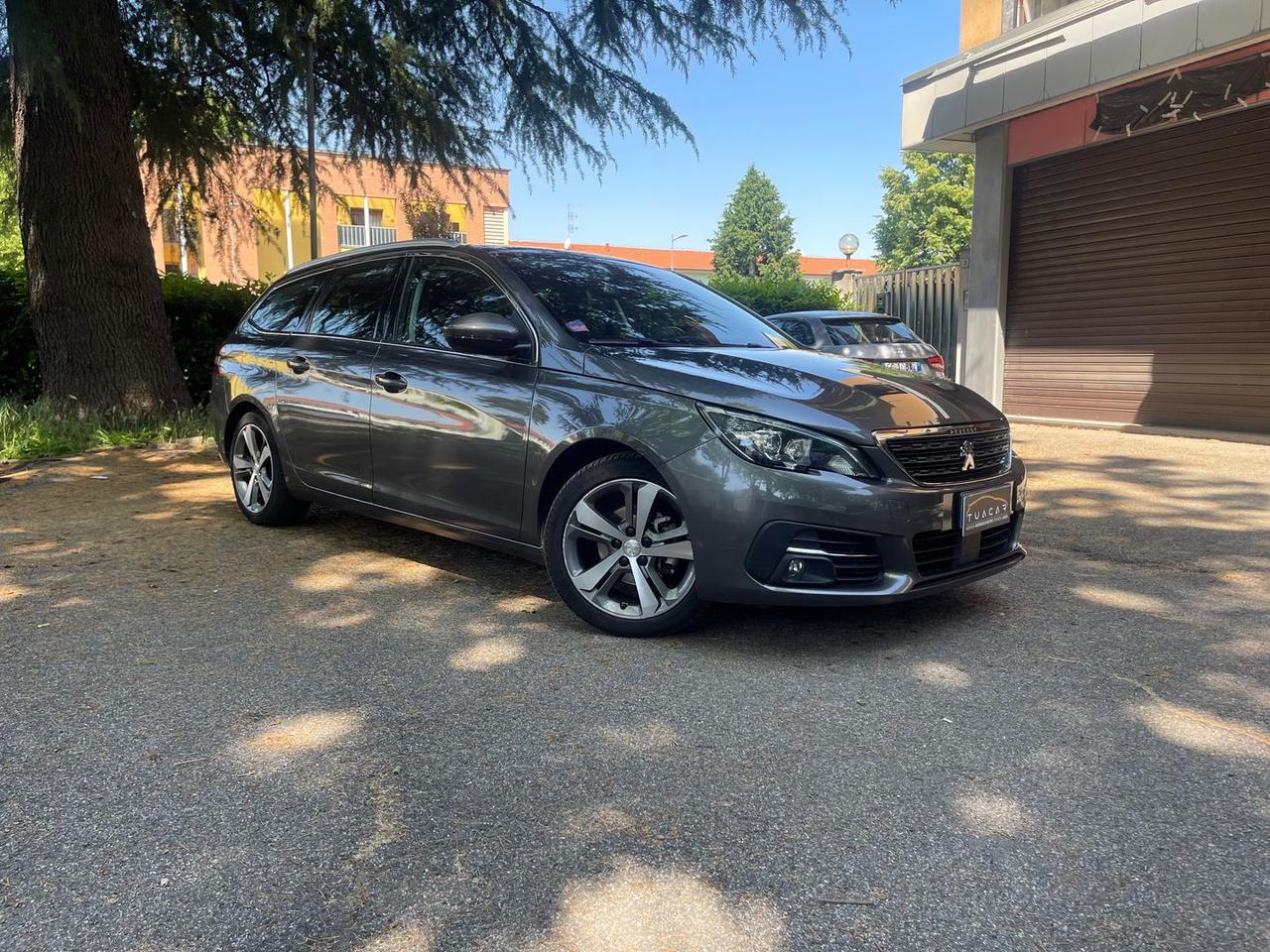 Peugeot 308 Allure 1.5 Blue HDI 130