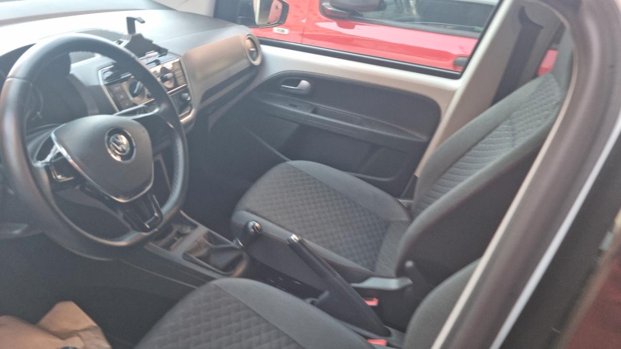 Volkswagen up! 1.0 75 CV 5p. move up! BlueMotion Technology ASG