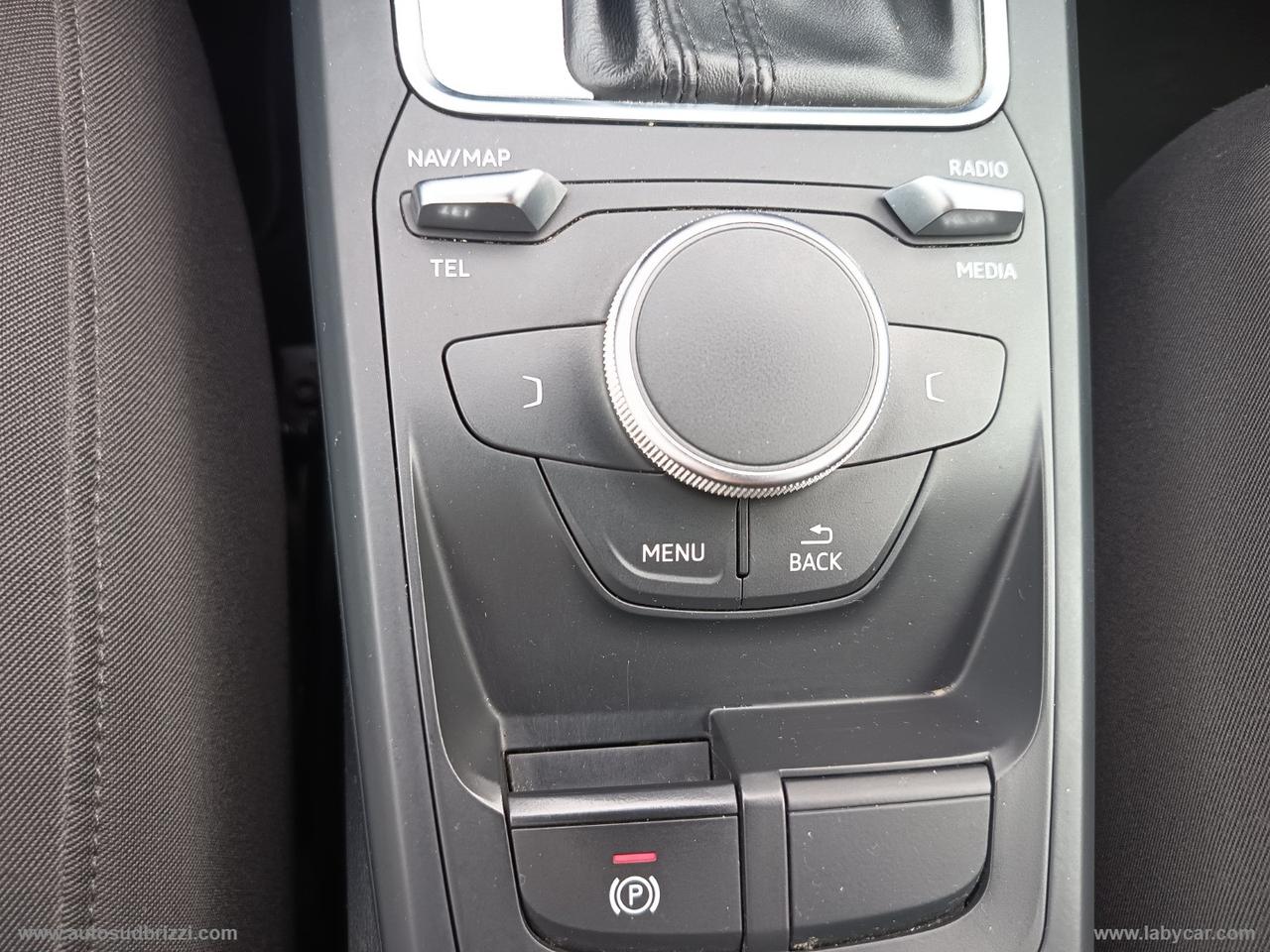 AUDI Q2 30 TDI S tronic Business